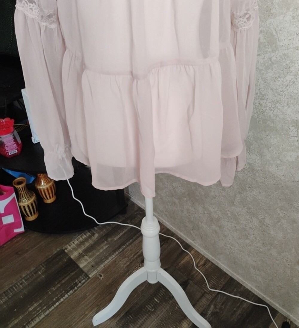 Free People Soft Blush Pink Lace Peasant Blouse with Neck Tie/Prairie, Fairy - Picture 9 of 13
